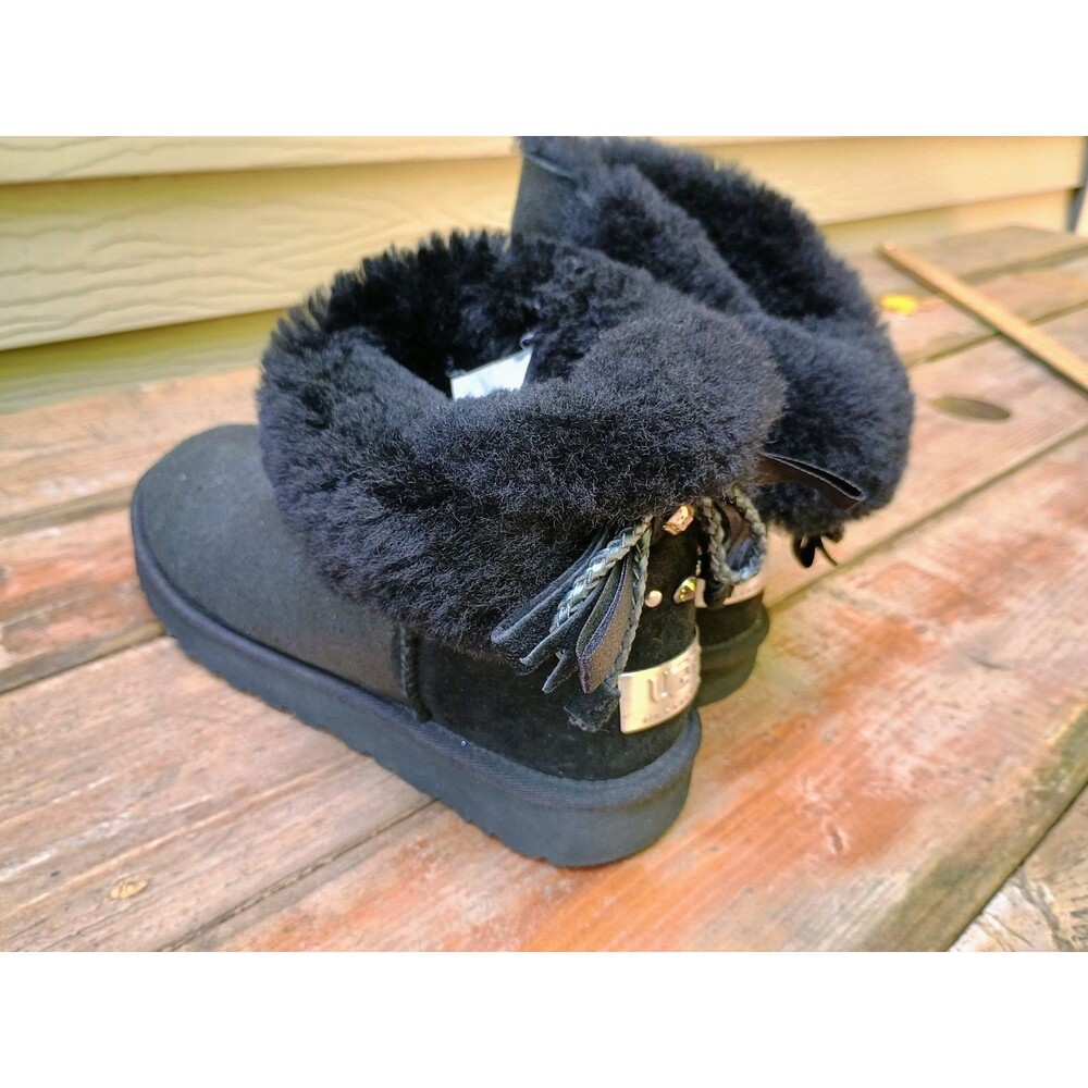 UGG Mini Bailey Braid Boots With Swarovski Crystals Black Sheepskin-Sz 9